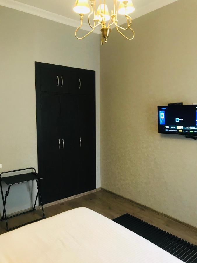 2Nd Floor Hotel Tbilisi Luaran gambar